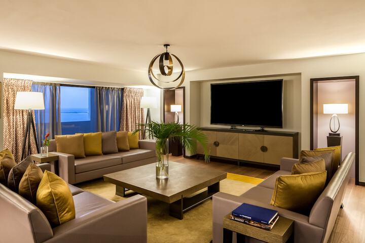 Room 54 of 103