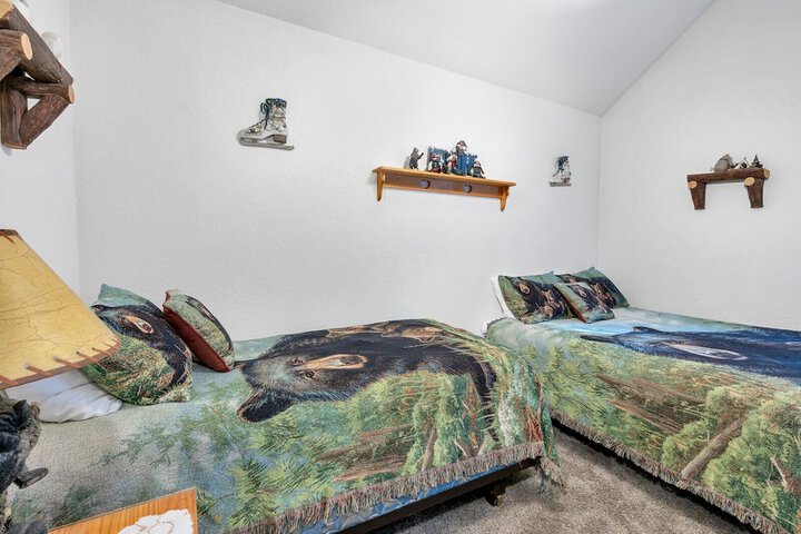 Room 3 of 24