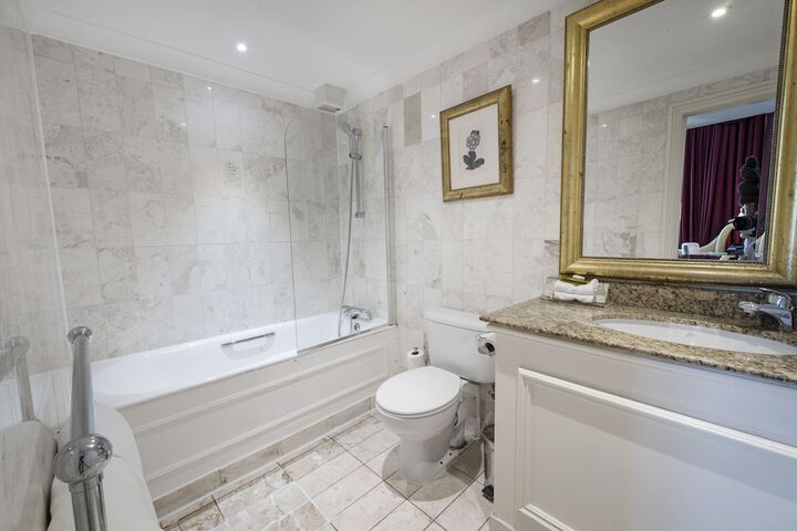 Bath Photo