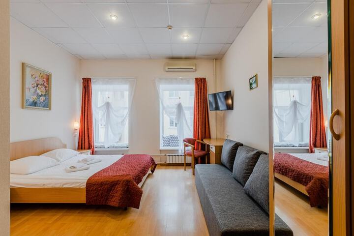 Room 21 of 48