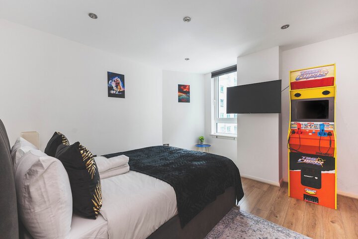 Deluxe Two-Bedroom Vauxhall Apartment