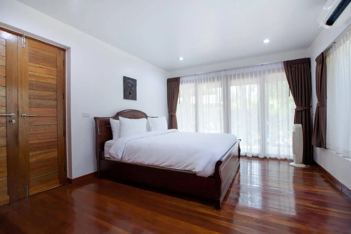 Baan Rengron