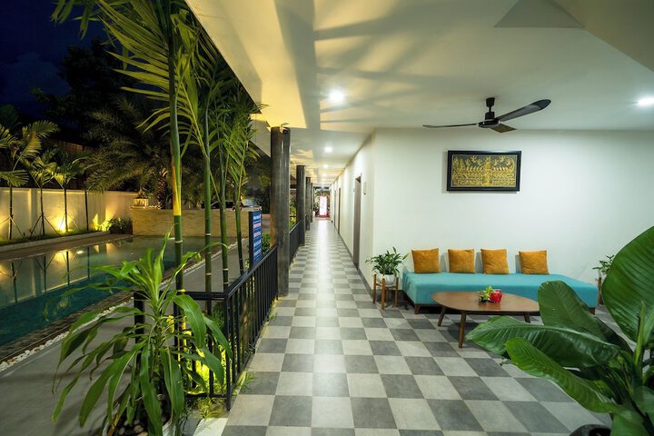 Hotel Interior 7 of 76