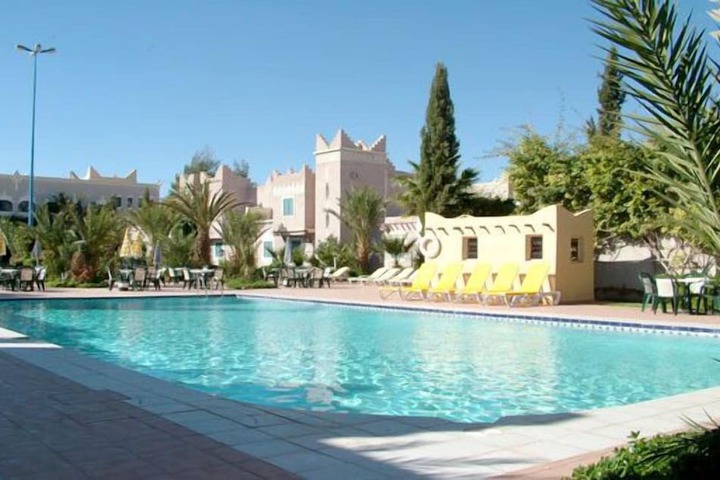 Pool Hotel