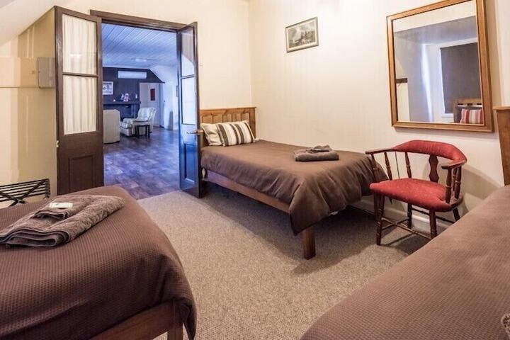 Room 16 of 39