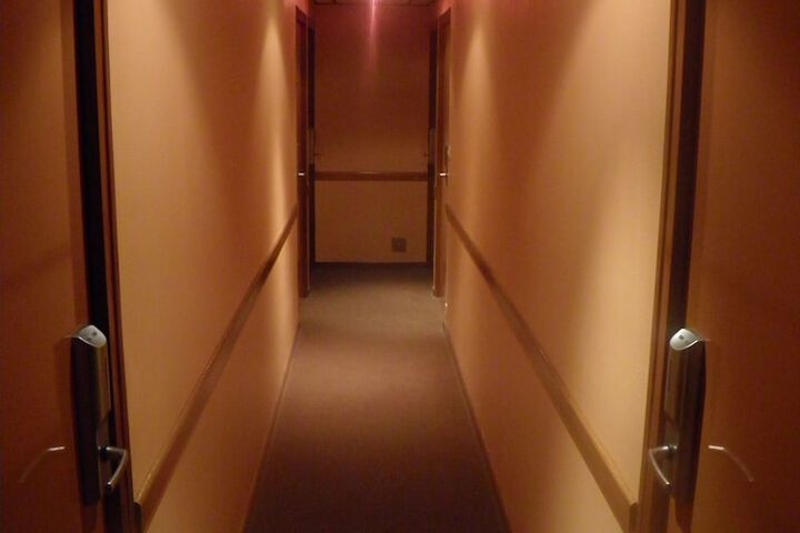 Ballroom/Hall 48 of 62