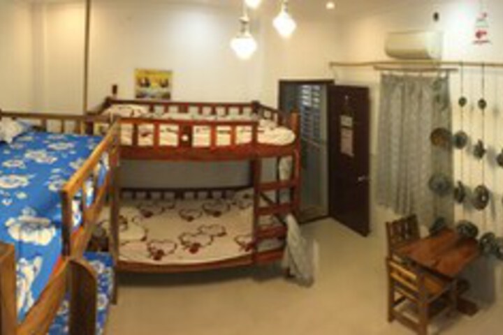 Room 9 of 44