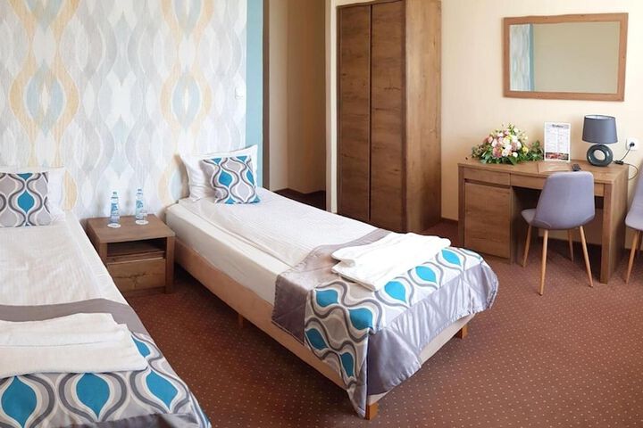 Room 14 of 50