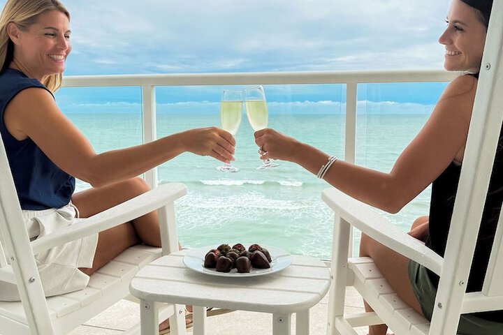Champagne service