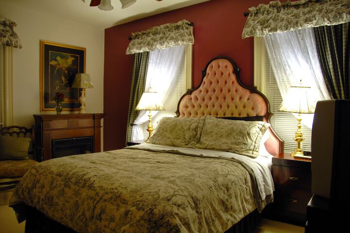 Room 6 of 36