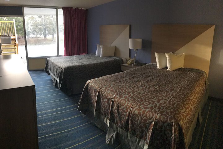 Room 7 of 47
