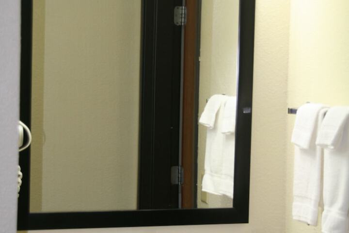 Room 8 of 60