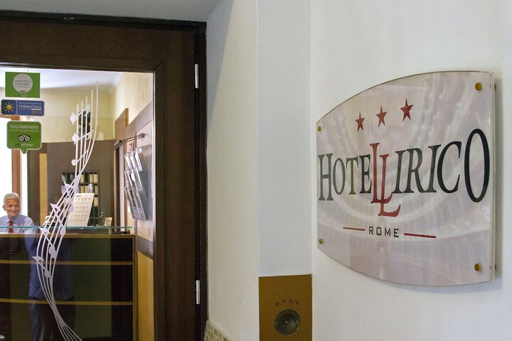 Hotel 53 of 54