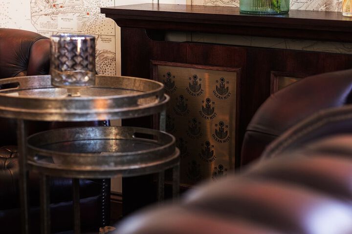 Lounge 57 of 67