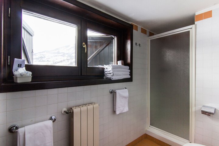 Room 19 of 36