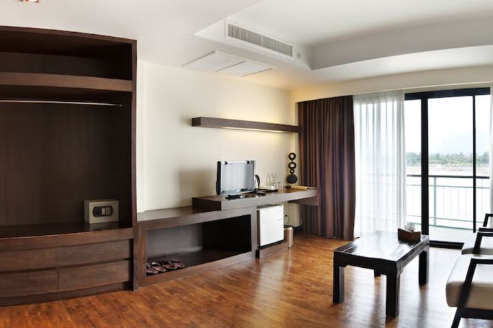 Room 26 of 61