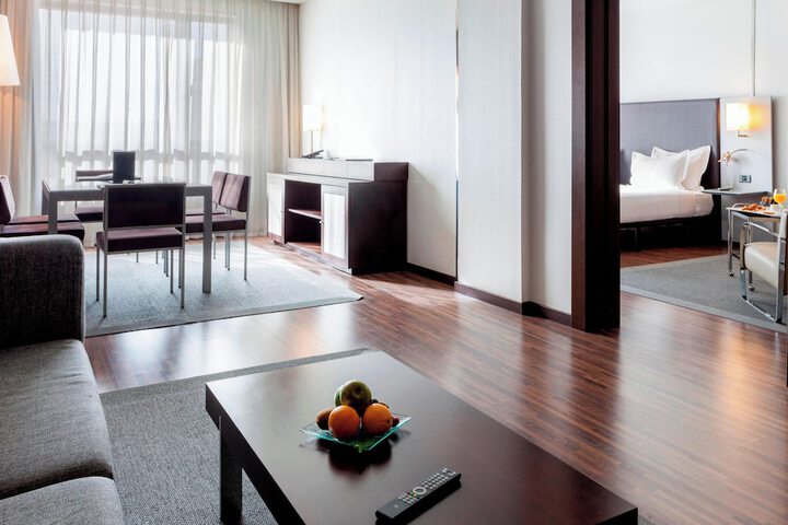 Room 14 of 65