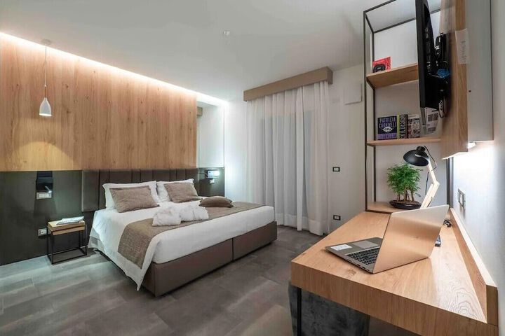 Room 3 of 54