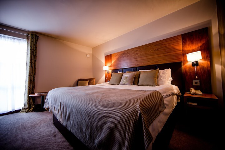 Room 14 of 126