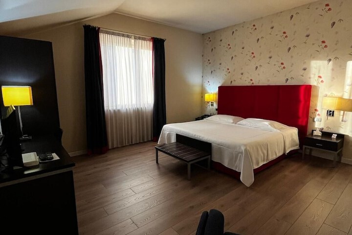 Room 14 of 47