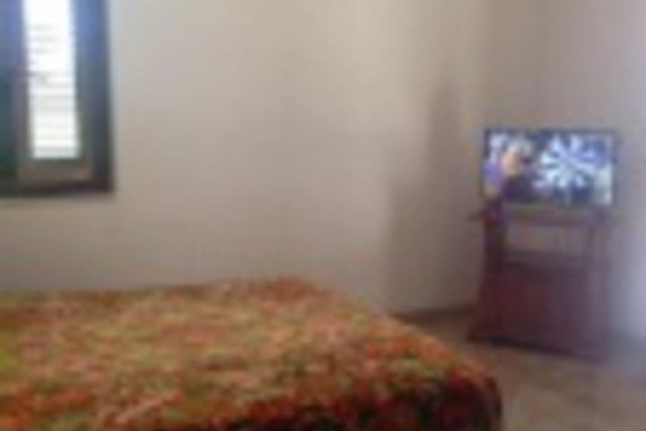 Room 77 of 108