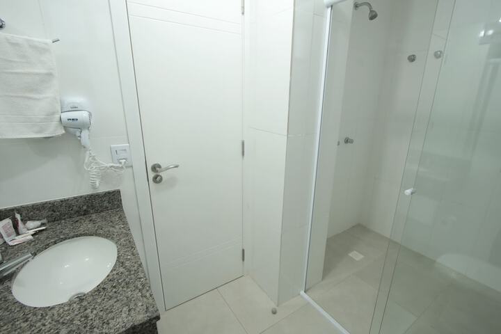 Room 11 of 26