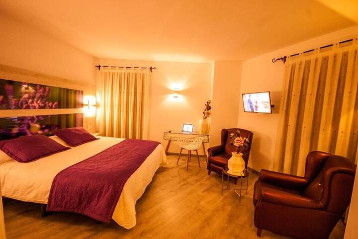Room 8 of 24