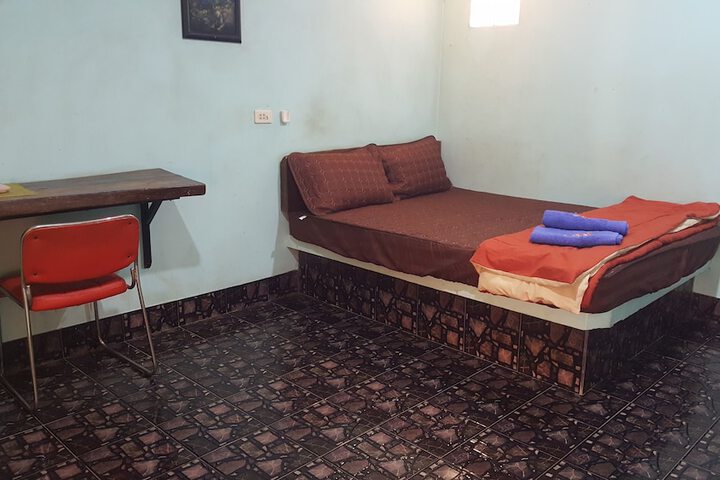 Room 12 of 12