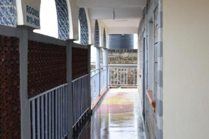 Ballroom/Hall 15 of 16