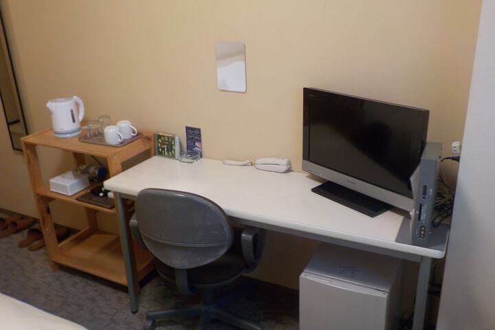 Room 12 of 51
