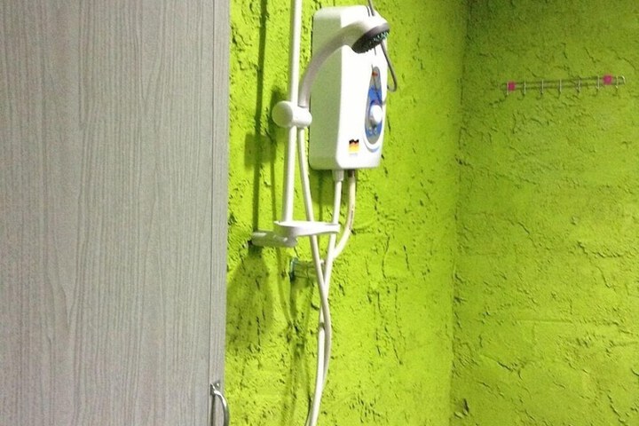 Room 16 of 19