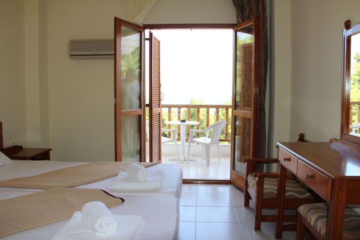 General 3 of 11