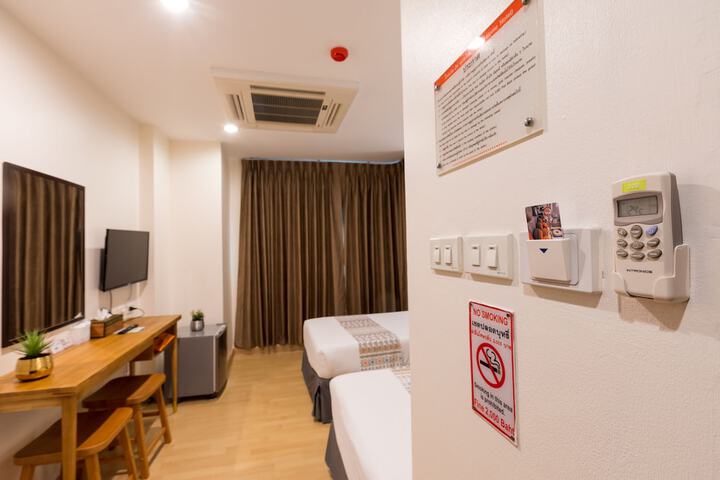 Room 5 of 29