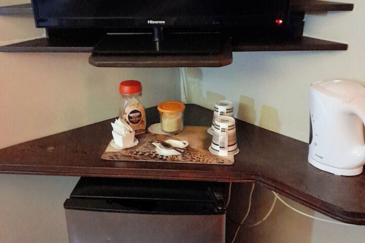 Room 21 of 50