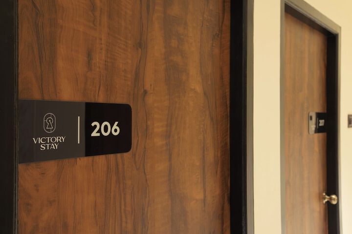 Ballroom/Hall 29 of 36