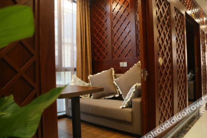 Hotel Interior 6 of 12