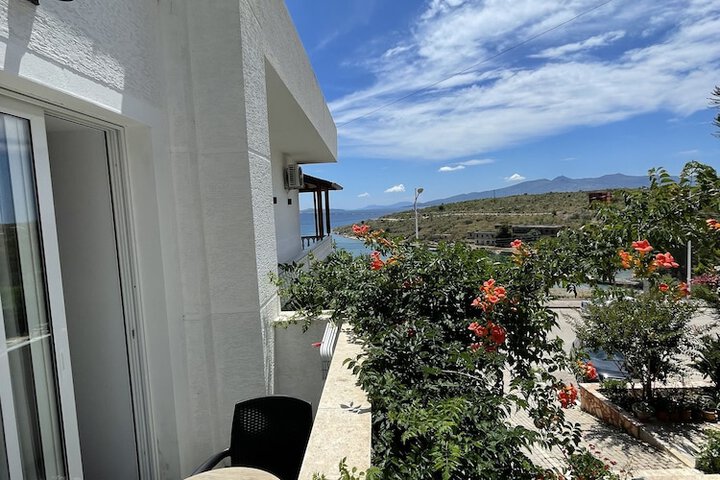 Terrace/Patio 77 of 111