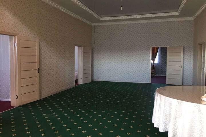 Ballroom/Hall 39 of 41