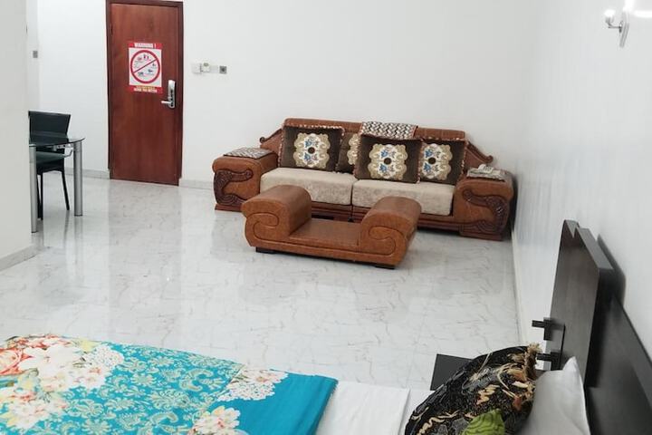 Room 35 of 61
