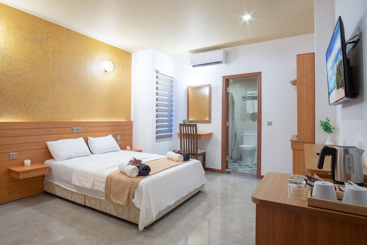 Room 14 of 119
