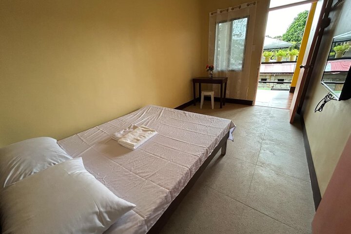 Room 14 of 24