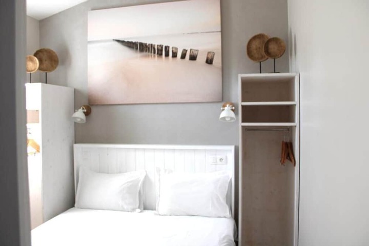 Room 12 of 75
