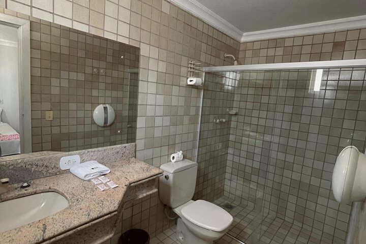 Room 17 of 26