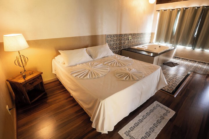 Room 28 of 147