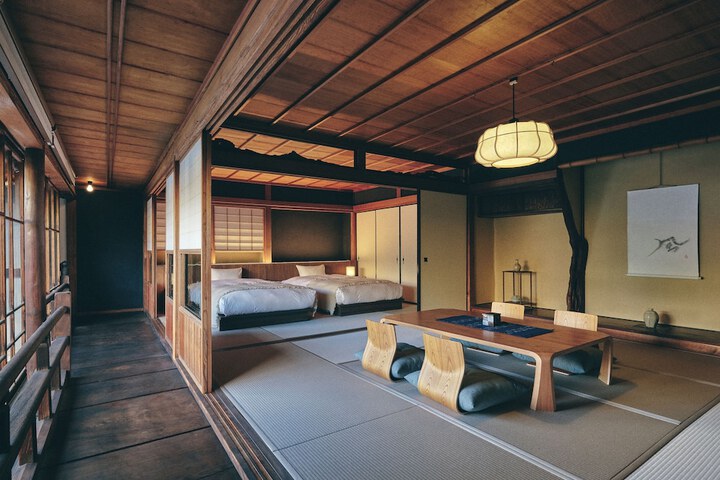 Room 25 of 79