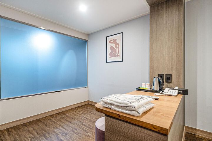 Room 60 of 105