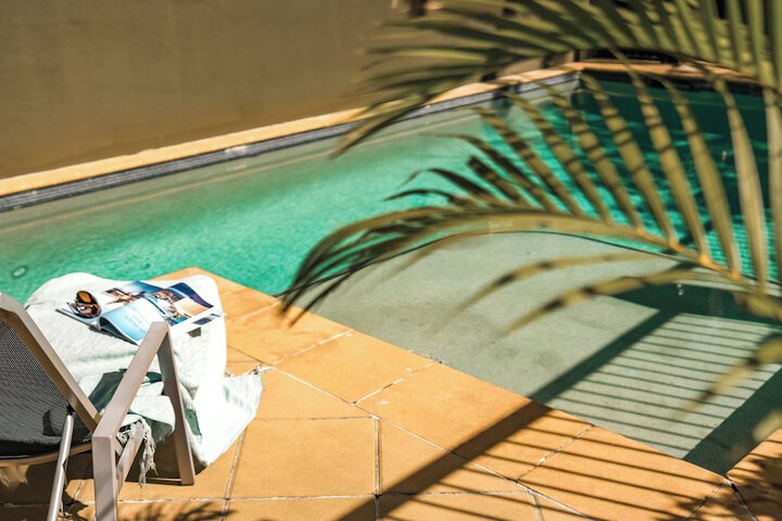 Pool 91 of 132