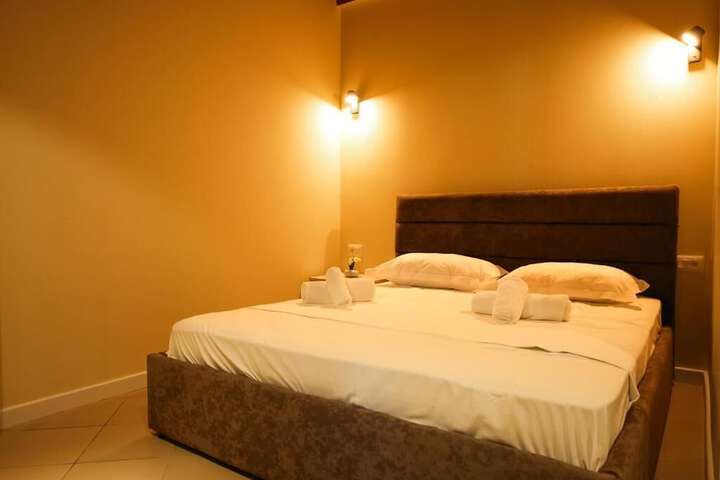 Room 15 of 54