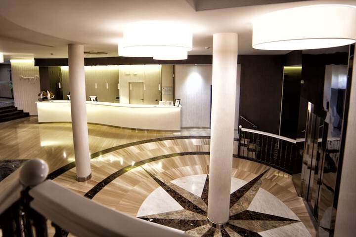 Hotel 3 of 61