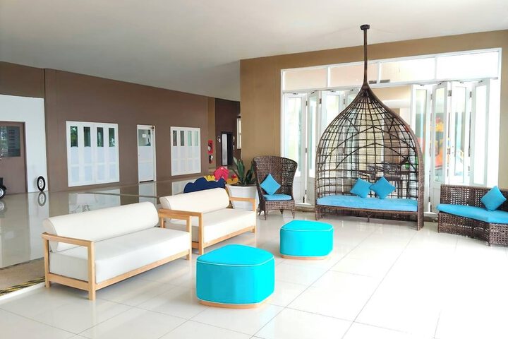 Lobby Entry